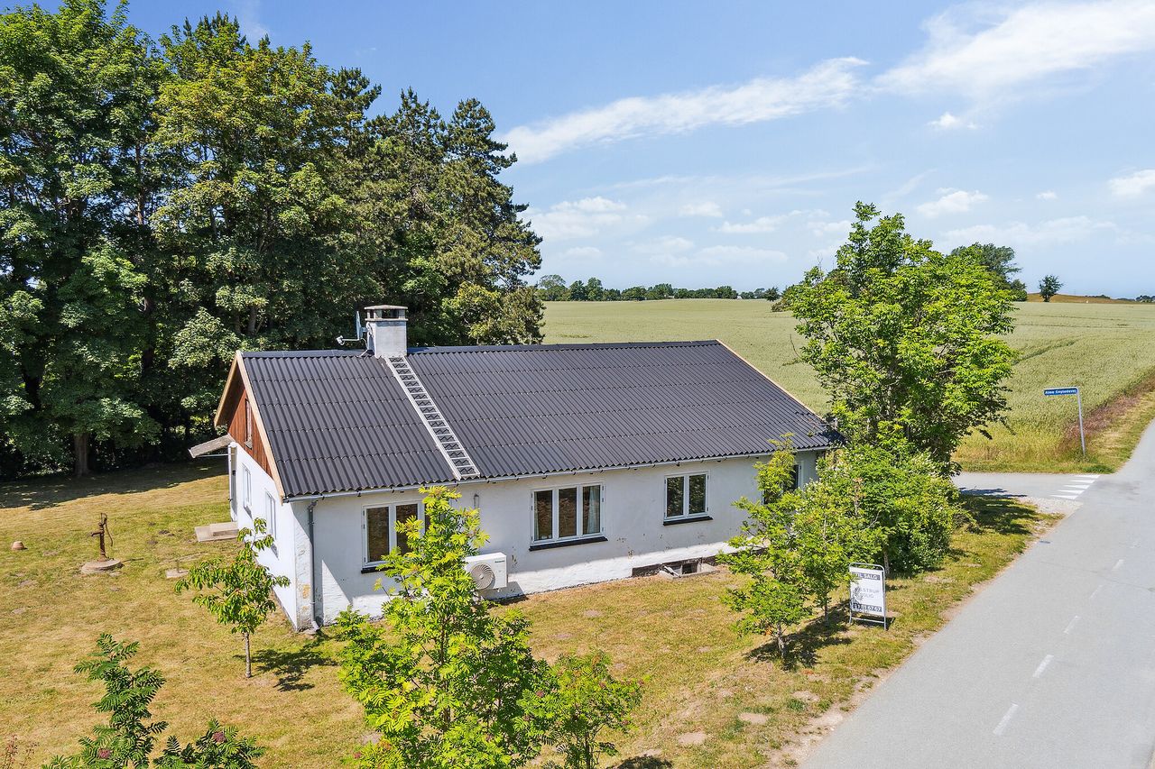 Alme Englodsvej 1, 3230 Græsted
